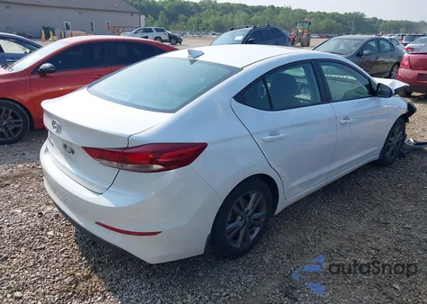 2018 Hyundai Elantra Value Edition из США, поврежденный, VIN 5NPD84LF9JH347655